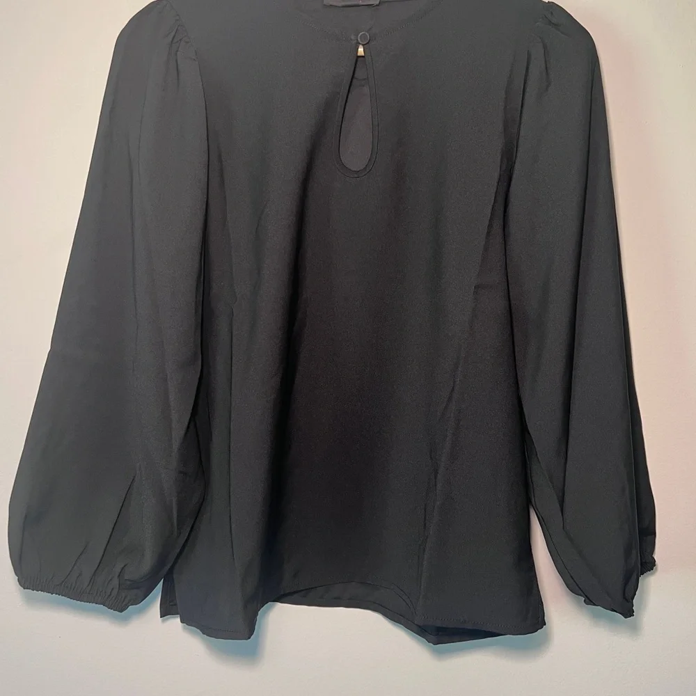 J.Crew Keyhole‎ Puff Sleeve Drapey Crepe Black